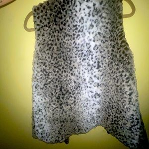 Forever 21 Snow Leopard Vest